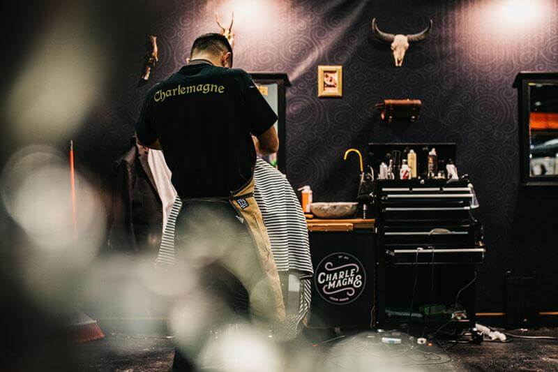 Wie gestalte ich den Glatze Bart Übergang?